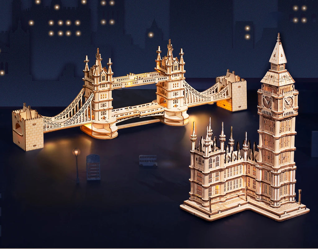 Tower Bridge & Big Ben with light