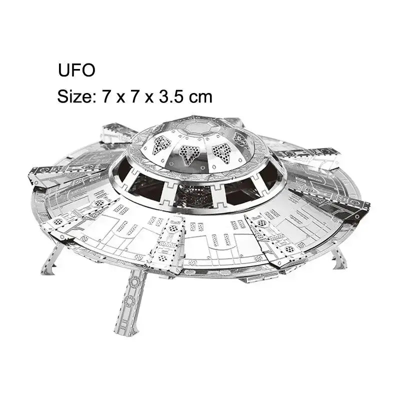 Tactical military vehicle Model to assemble