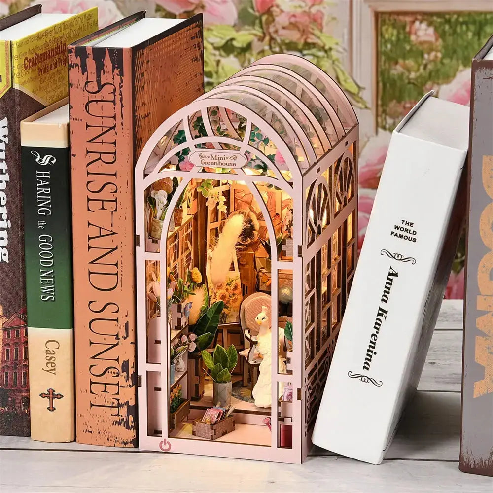 Bookends - Model to assemble