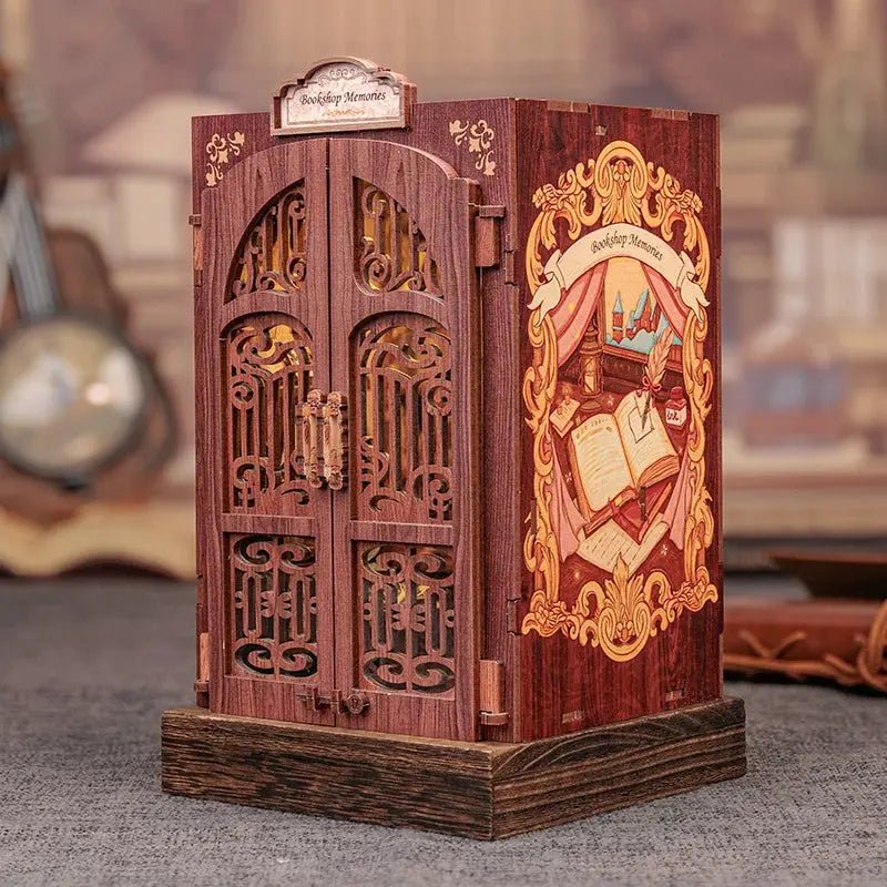 DIY Bookstore Book Nook with Light - Model to assemble