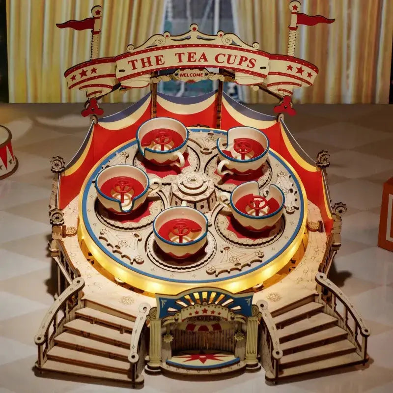 Tilt-A-Whirl The Tea Cup - Model to assemble