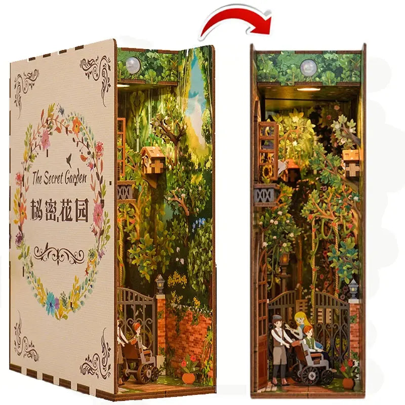 Cherry Blossom Bookends Japanese DollHouse - Model to assemble