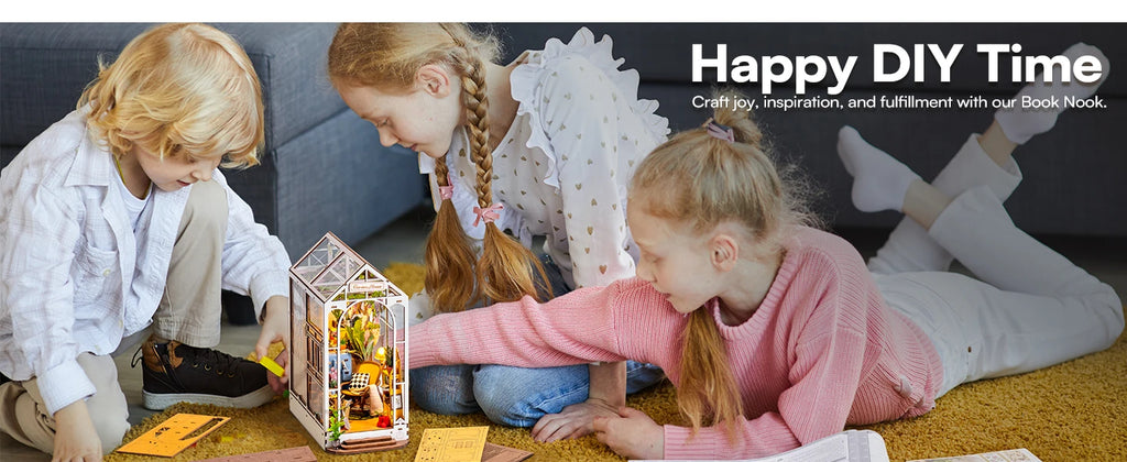 Doll House for Bookshelf - Model to assemble