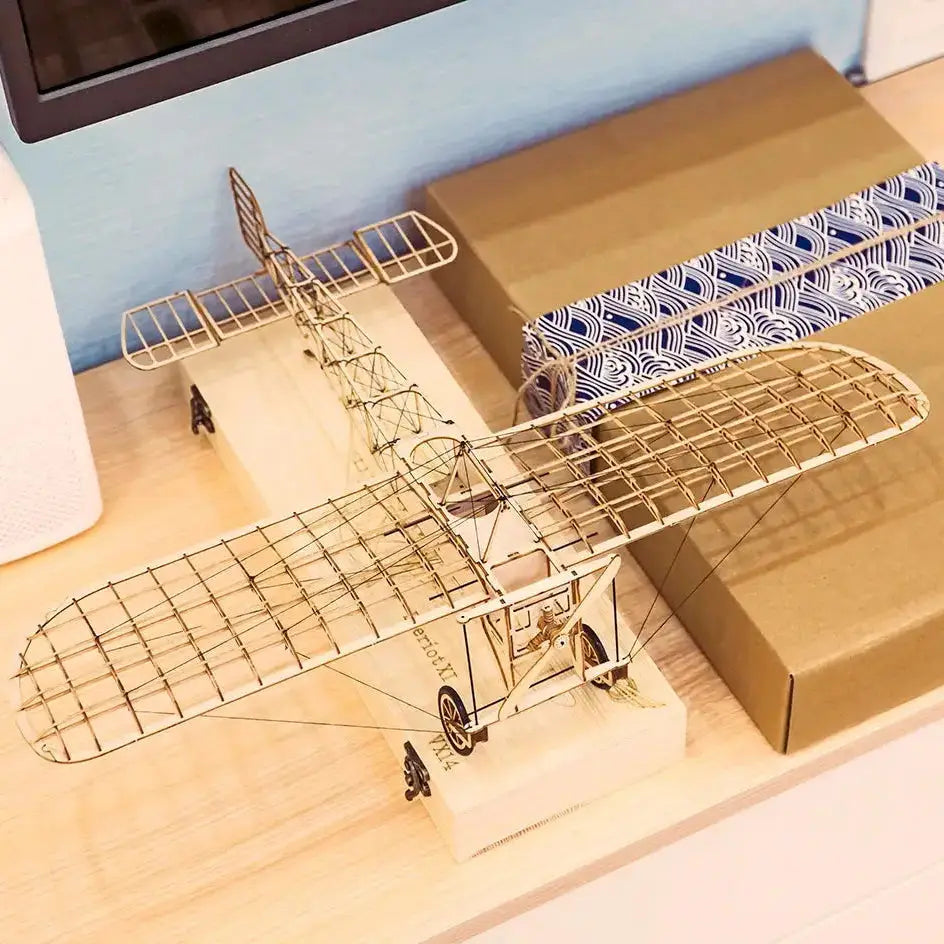 Blériot XI 1:20 Wooden Aircraft Model Kit