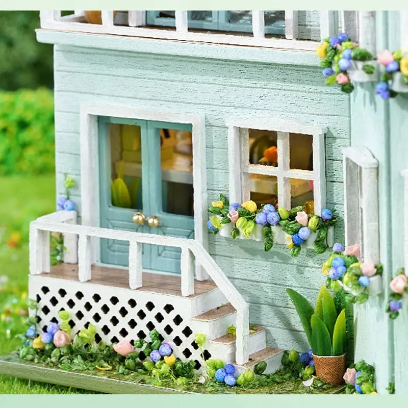 Magnificent Architectural miniature house - Model to assemble