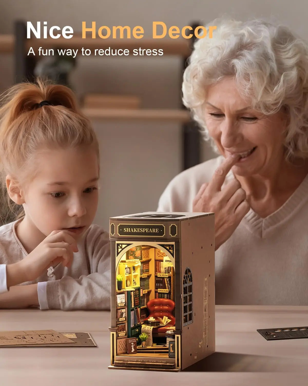 Shakespeare Bookstore with Lights - Model to assemble