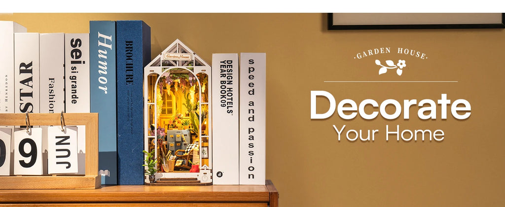 Doll House for Bookshelf - Model to assemble