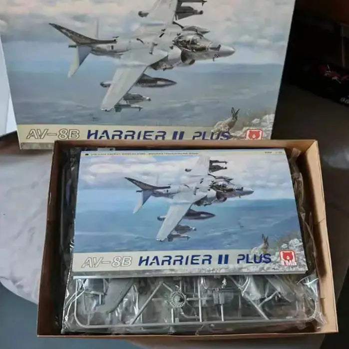 AV-8B Harrier II Airplane Kit DIY - Model to assemble