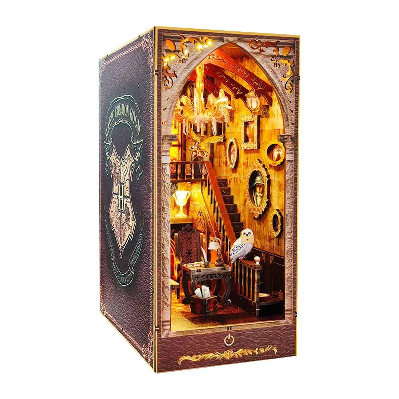 Magic Academy Figurines Miniatures Bookend - Model to assemble