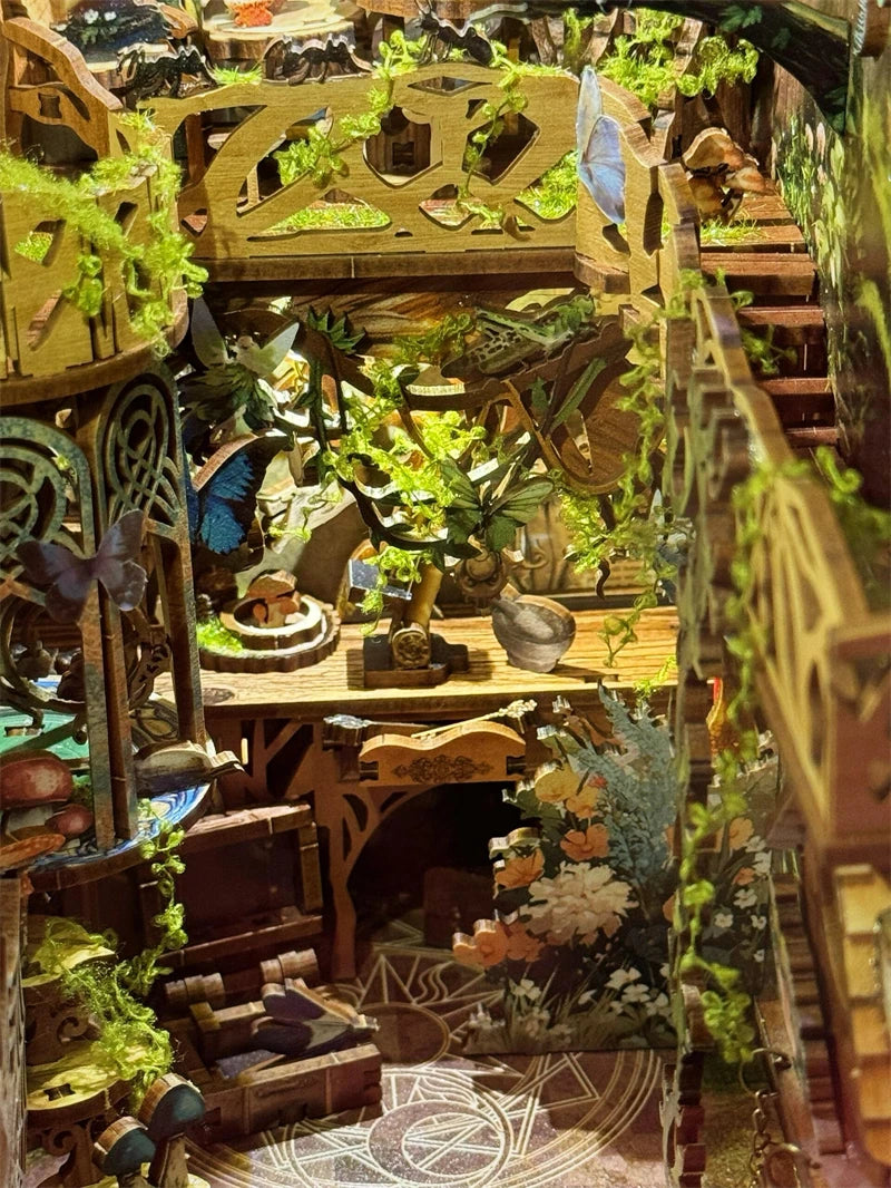 DIY Book Nook Insert Shelf Kits Wooden Miniature Building Kit The Records of Insects Bookend Bookshelf Home Decoration - Model to assemble