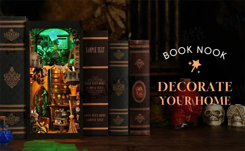 The Master's Dollhouse bookend with LED Light - Model to assemble