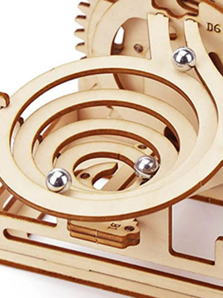 Spiral Marble Run Model to assemble