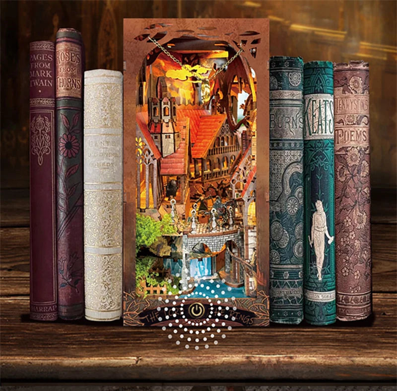 The Lord of the Rings Book Nook - Model to assemble