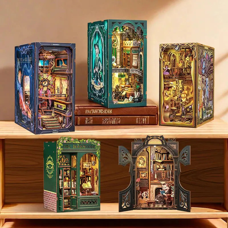 DIY Bookstore Book Nook with Light - Model to assemble