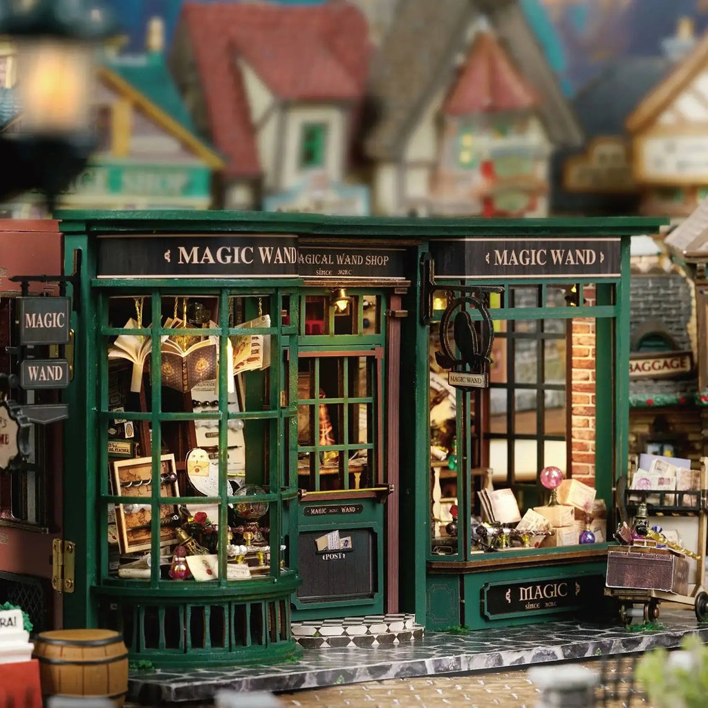 Magic Shop Dollhouse - Model to assemble