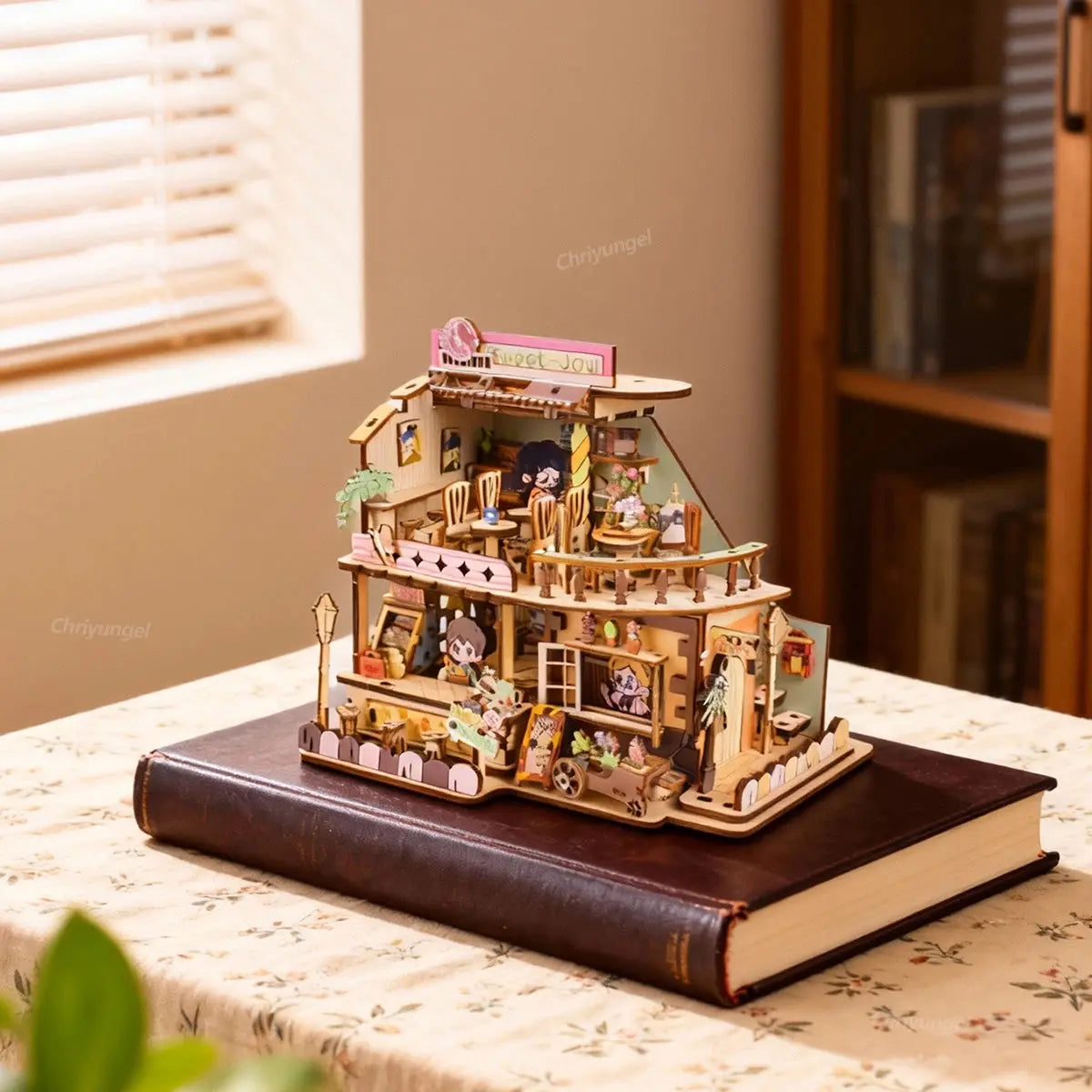 Sweet Shop Miniature House Kit Wooden - Model to assemble