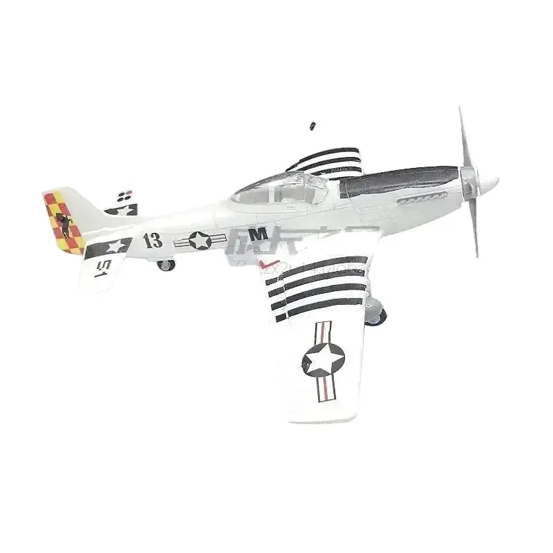 WWII P-51D Mustang Fighter Model Kit Model to assemble