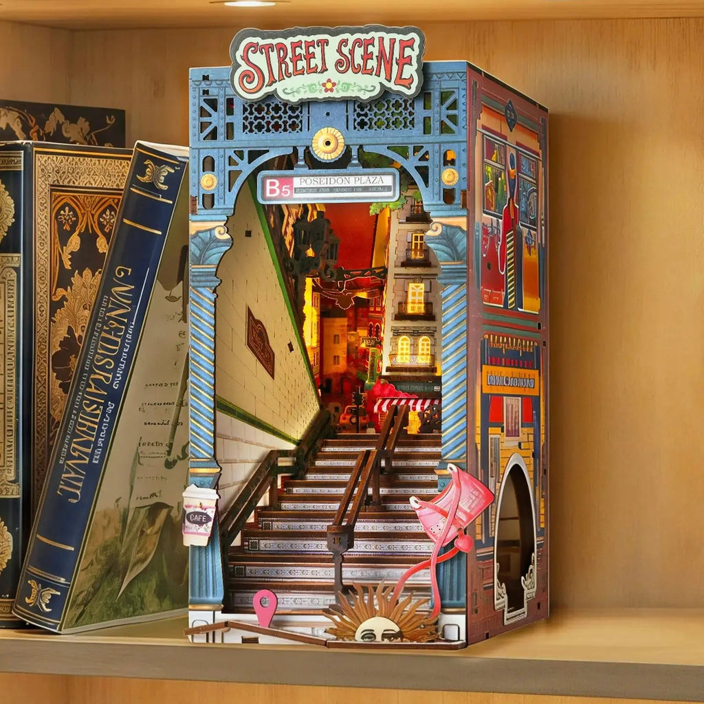 Street Scene Book Nook Set with Light - Model to assemble