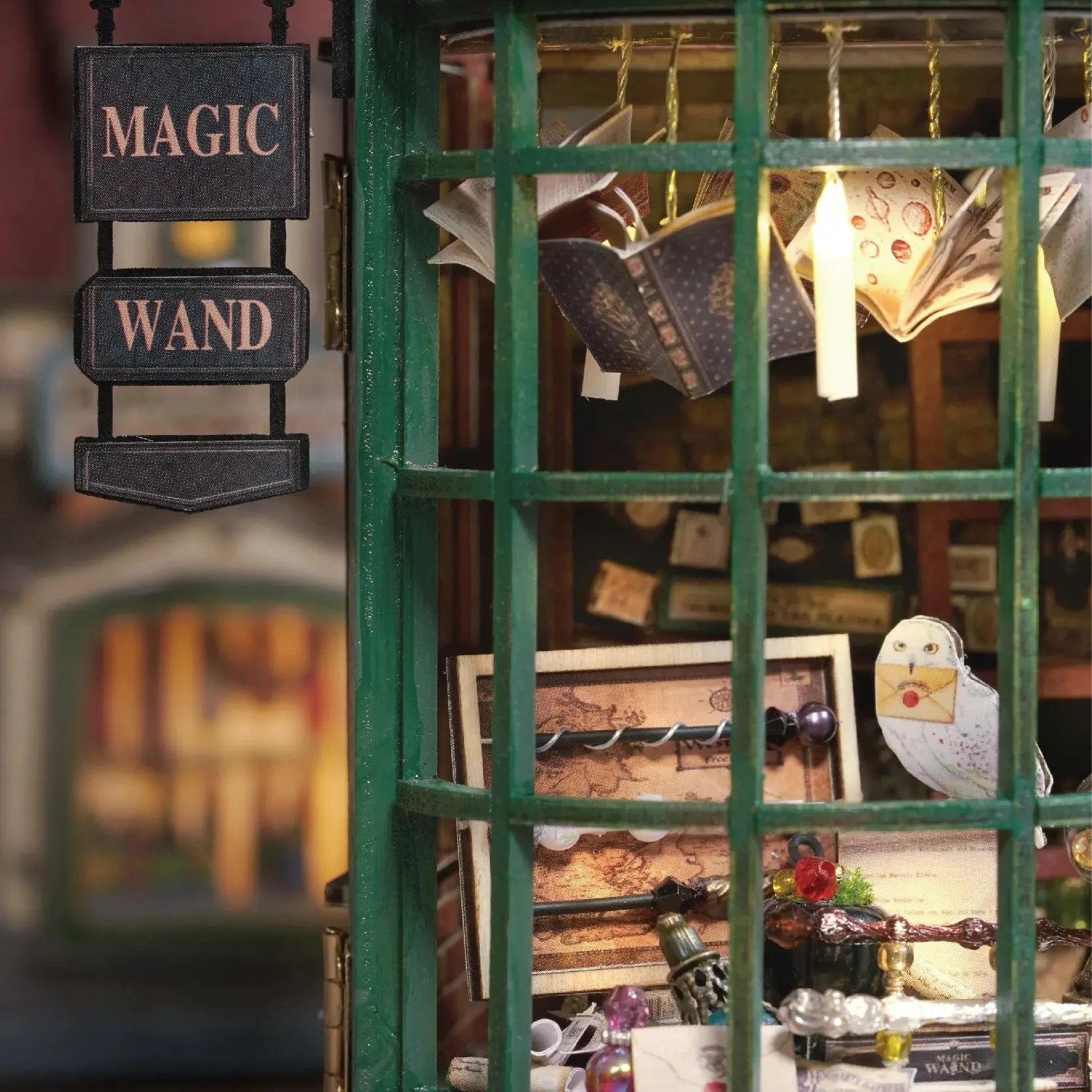Magic Shop Dollhouse - Model to assemble