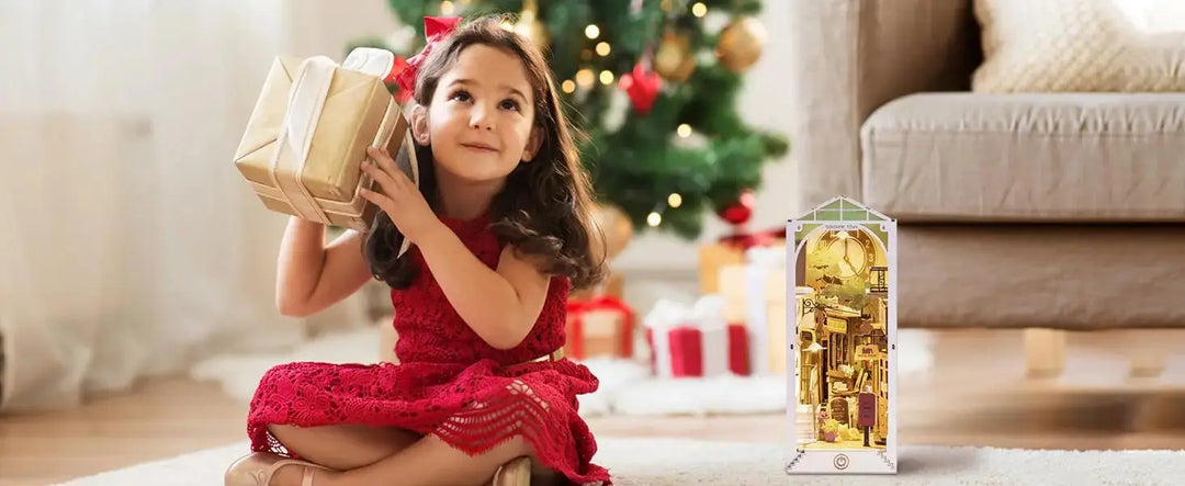 Doll House for Bookshelf - Model to assemble