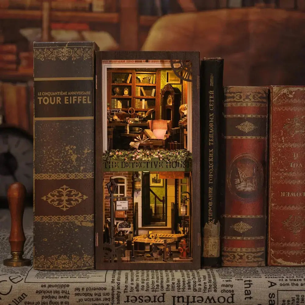 Detective Agency bookend - Model to assemble