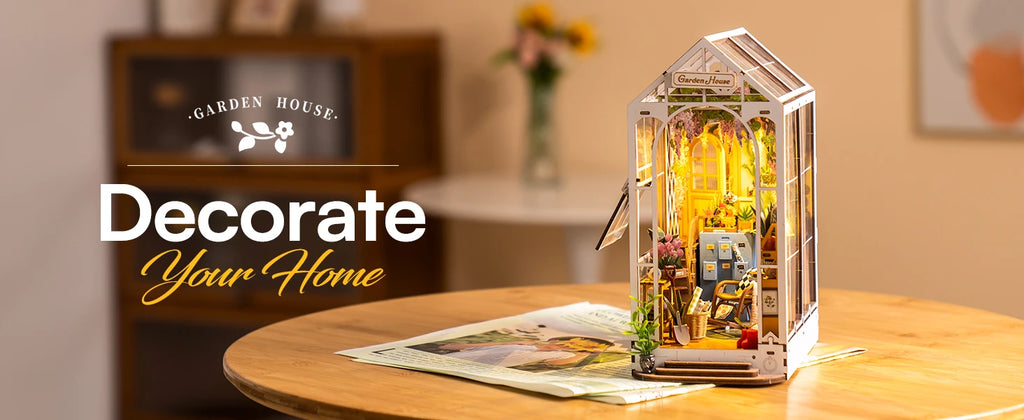 Doll House for Bookshelf - Model to assemble