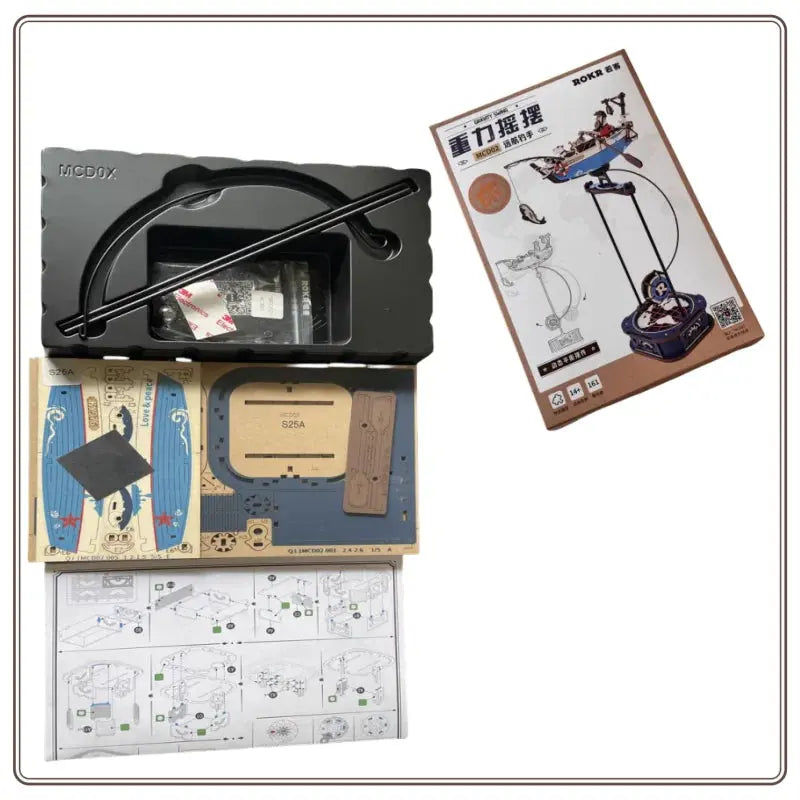 Gravity Swinging Blocks - Model to assemble