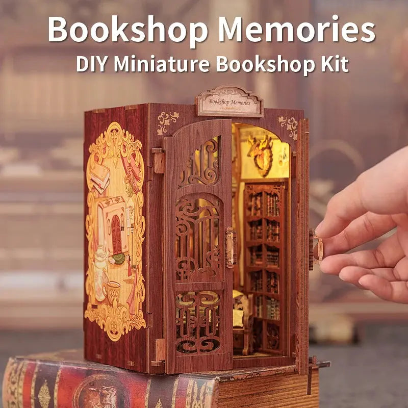 DIY Bookstore Book Nook with Light - Model to assemble
