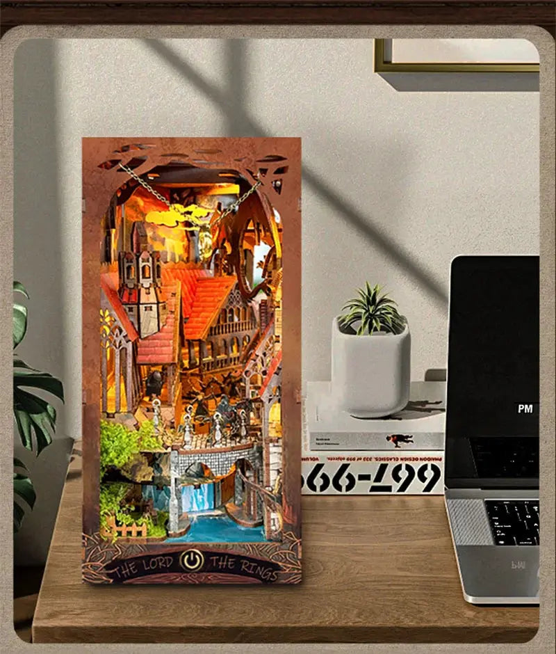 The Lord of the Rings Book Nook - Model to assemble