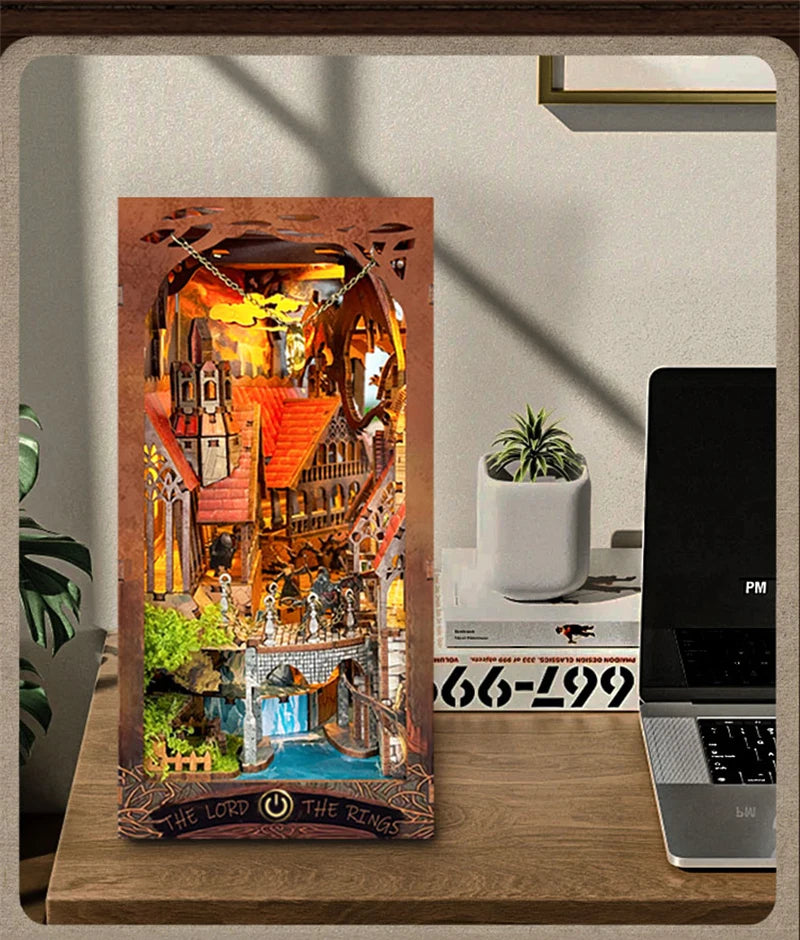 The Lord of the Rings Book Nook - Model to assemble