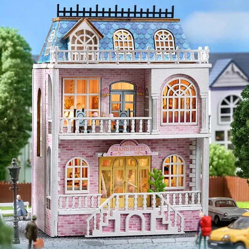Magnificent Architectural miniature house - Model to assemble