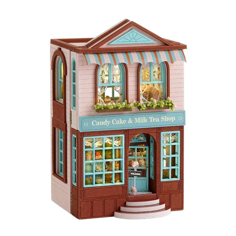 Magnificent Architectural miniature house - Model to assemble