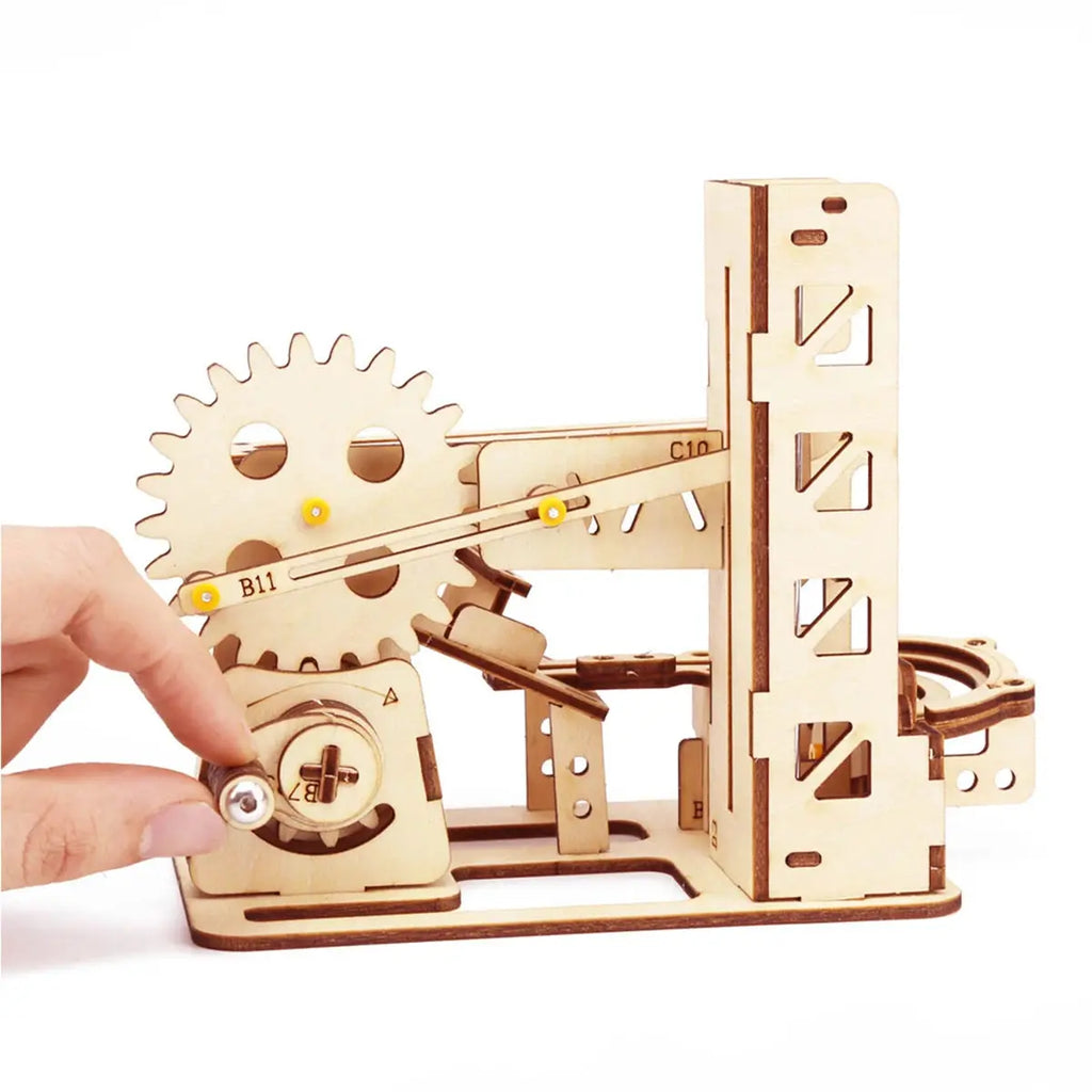 Spiral Marble Run Model to assemble