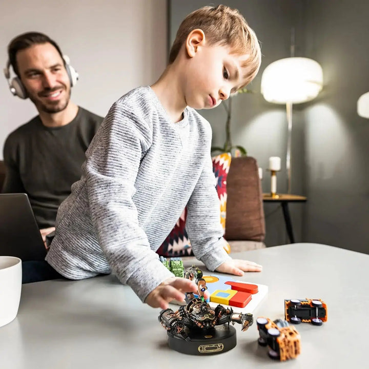 Emperor Scorpion with LED Light - Model to assemble